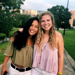 Meet your Posher, Mia